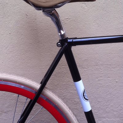 Ciclavia Bologna Bici Scattofisso Nera Beige Rossa