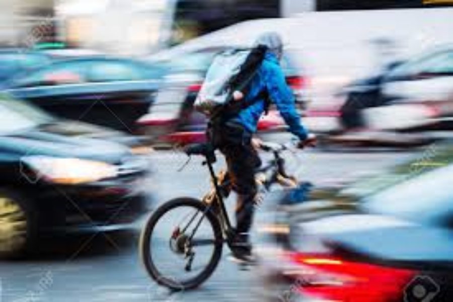 8 insidie per il ciclista urbano
